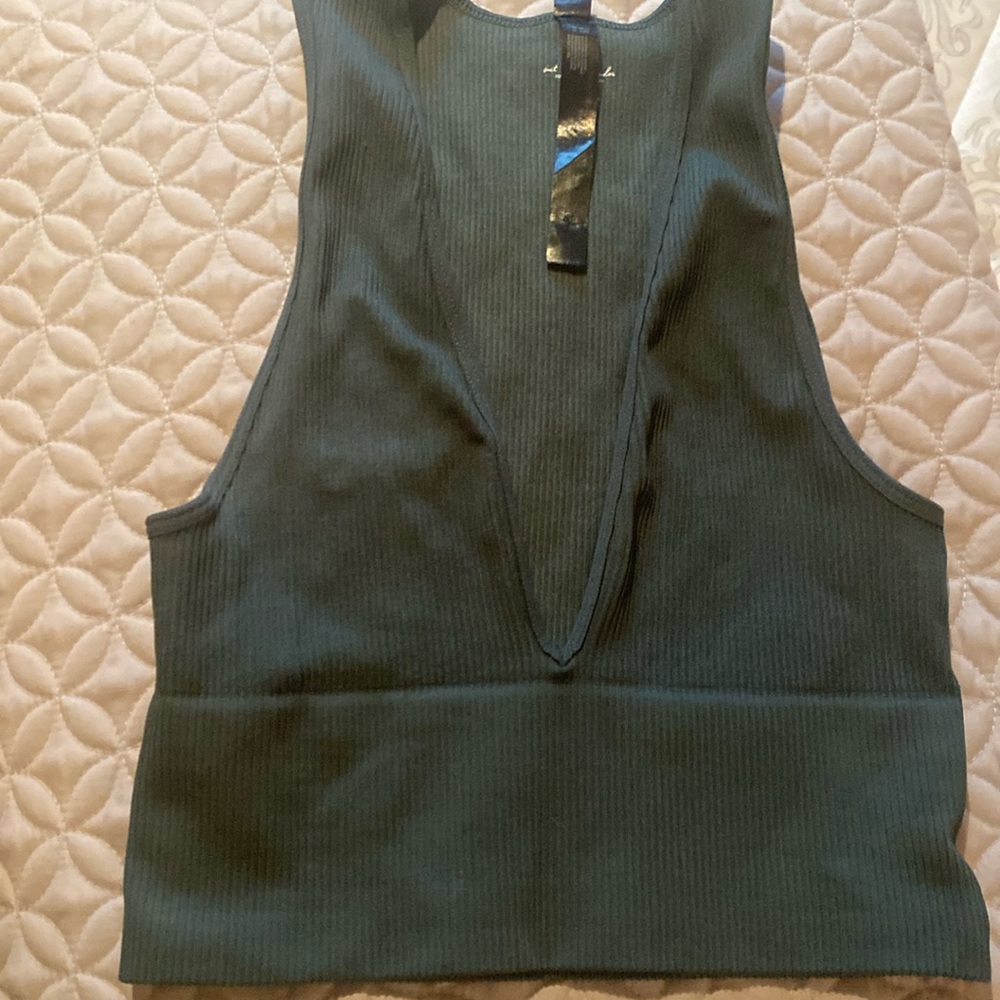 Women’s bra/crop top